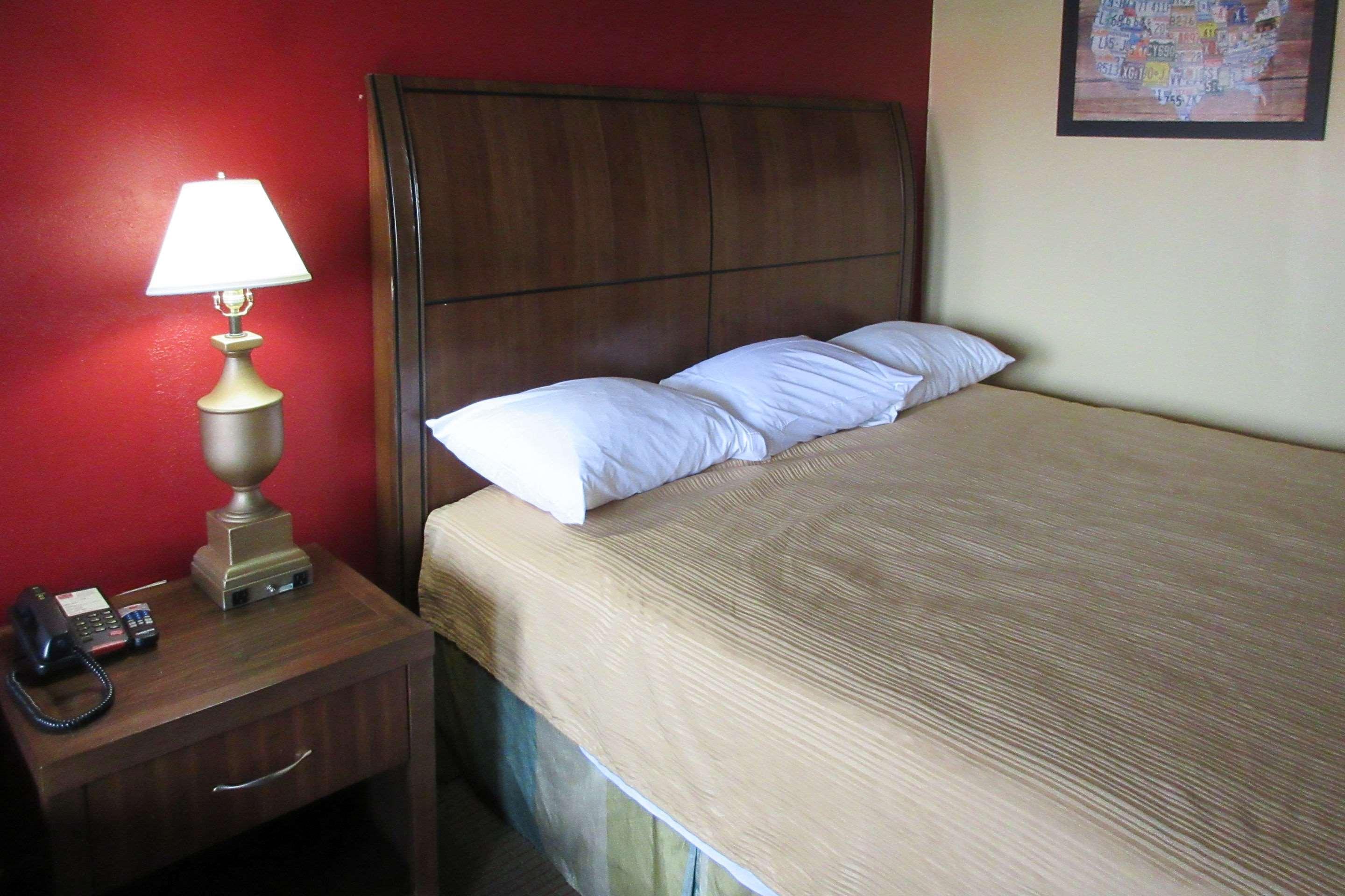 Econo Lodge Charlotte Airport Area Eksteriør billede