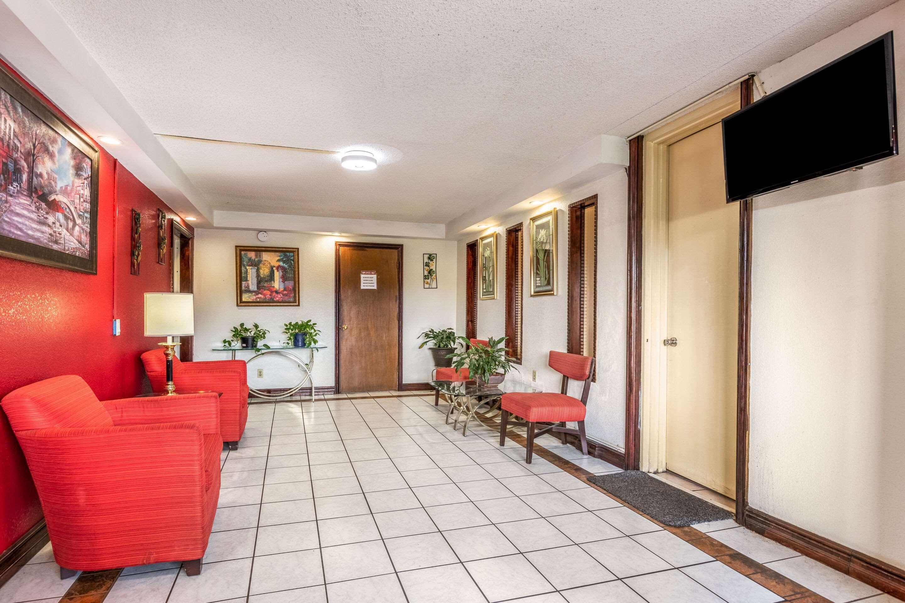 Econo Lodge Charlotte Airport Area Eksteriør billede